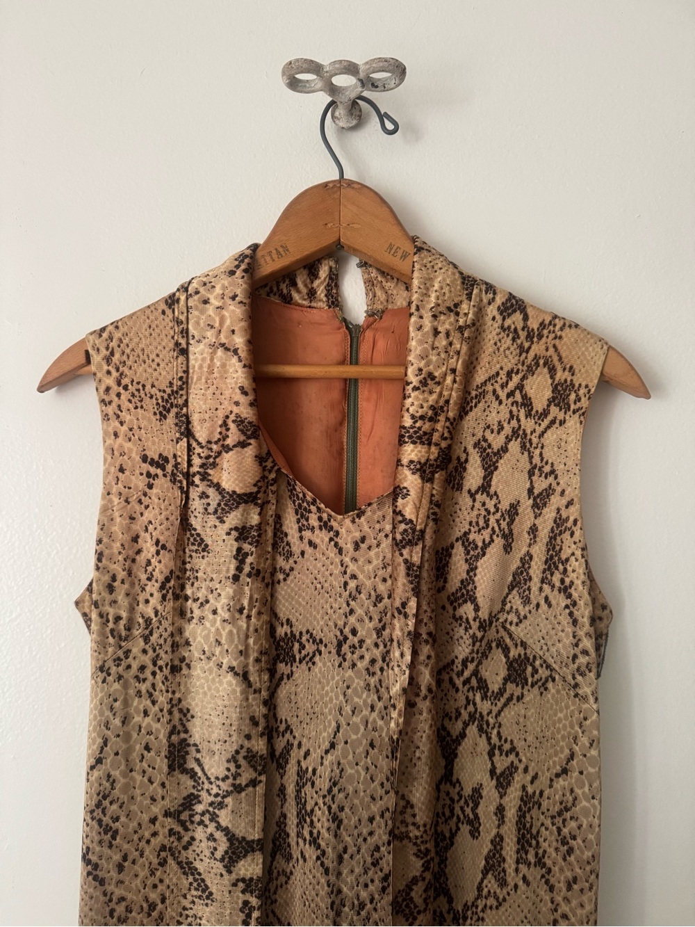 Vintage 1960 Snakeskin Pussybow Mini Dress. - Picture 5 of 6